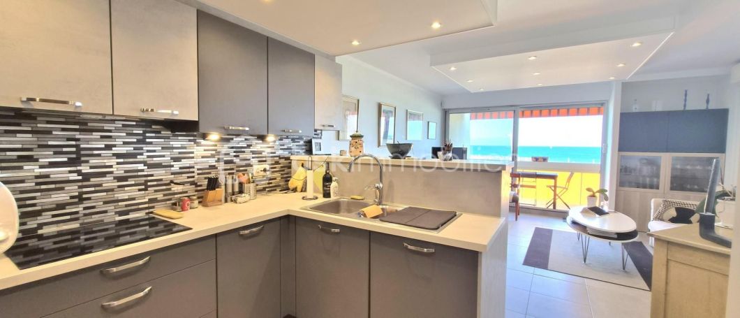 A louer APPARTEMENT T3 58 M2 TERRASSE PIEDS DANS L'EAU PALAVAS LES FLOTS