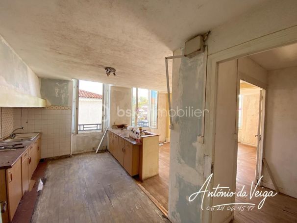 A louer APPARTEMENT T7 300 M2  GABARRET