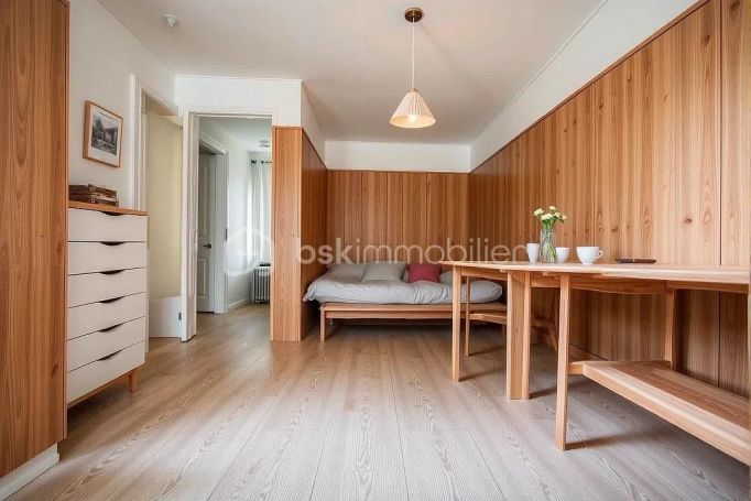A louer STUDIO  24 M2 BORD DE MER LE CANNET