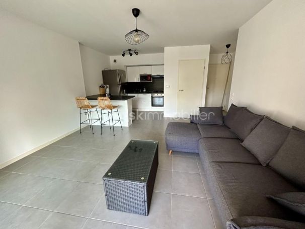 A louer APPARTEMENT T2 45 M2 TERRASSE BORD DE MER URRUGNE