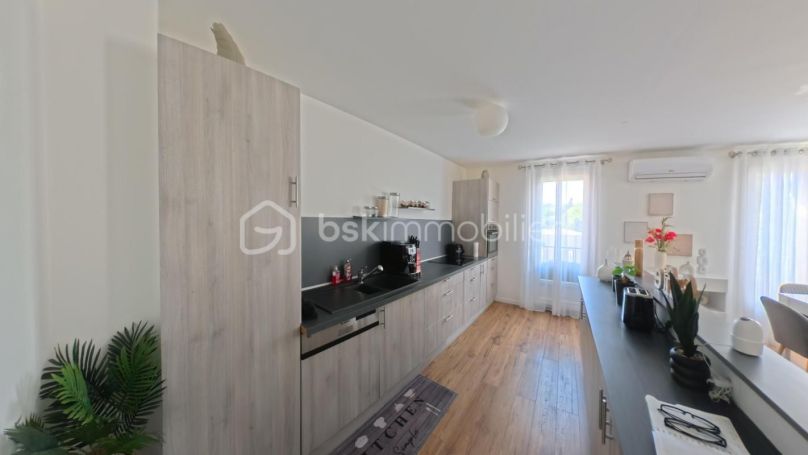 A louer APPARTEMENT T3 60 M2  GRASSE