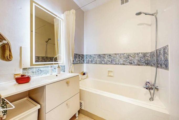 A louer APPARTEMENT T3 77 M2 BORD DE MER SAINT NAZAIRE