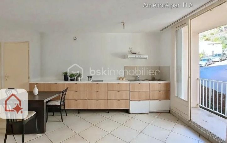 A louer STUDIO  24 M2  CLERMONT L HERAULT
