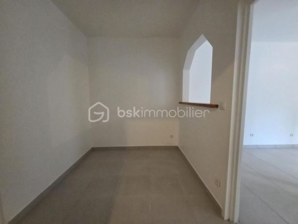 A louer APPARTEMENT T2 47 M2  GELOS