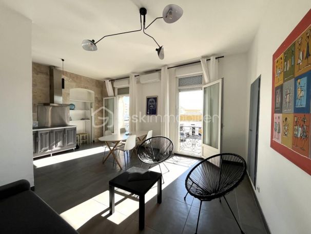 A louer APPARTEMENT T3 62 M2 BORD DE MER SETE