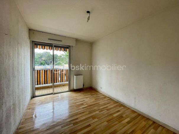 A louer APPARTEMENT T3 63 M2 TERRASSE BORD DE MER LE CANNET