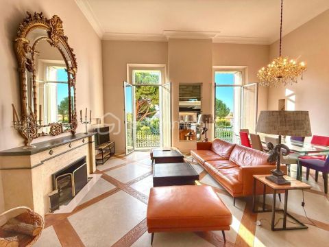 A louer APPARTEMENT NEUF T4 150 M2 BORD DE MER CANNES