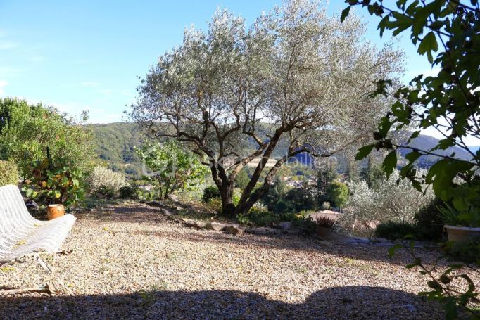 A louer MAISON  6 PIECES 118 M2  LODEVE