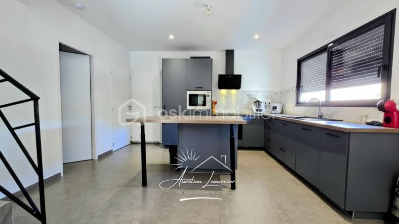 A louer MAISON  CONTEMPORAINE  NIMES