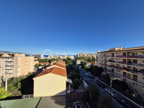 A louer APPARTEMENT T2 60 M2 TERRASSE VUE MER ROQUEBRUNE CAP MARTIN