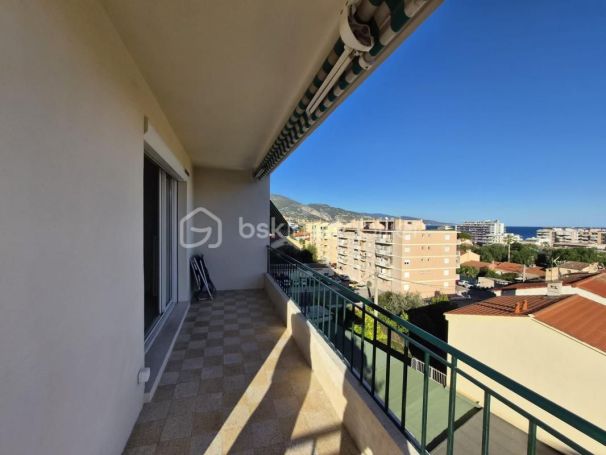A louer APPARTEMENT T2 60 M2 TERRASSE VUE MER ROQUEBRUNE CAP MARTIN