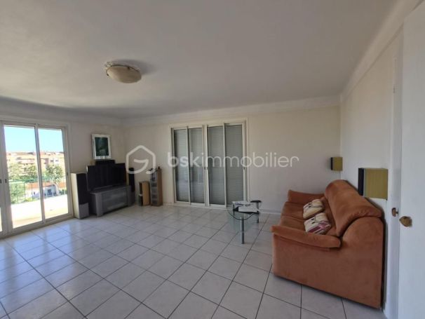 A louer APPARTEMENT T2 60 M2 TERRASSE VUE MER ROQUEBRUNE CAP MARTIN