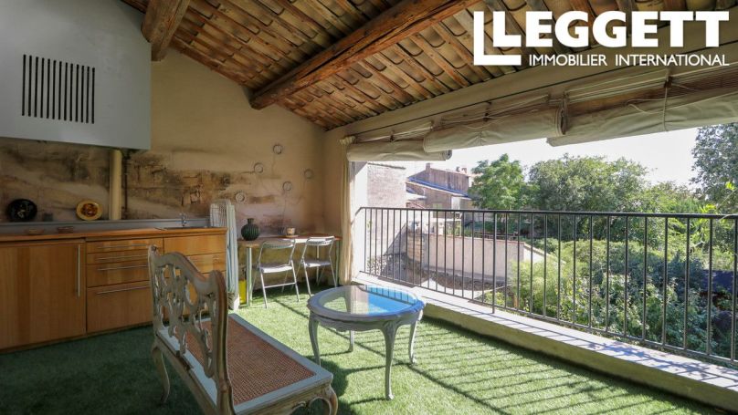 A louer LOFT  3 PIECES 107 M2  UZES