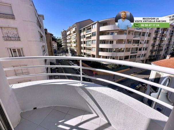 A louer STUDIO  24 M2 BORD DE MER CANNES