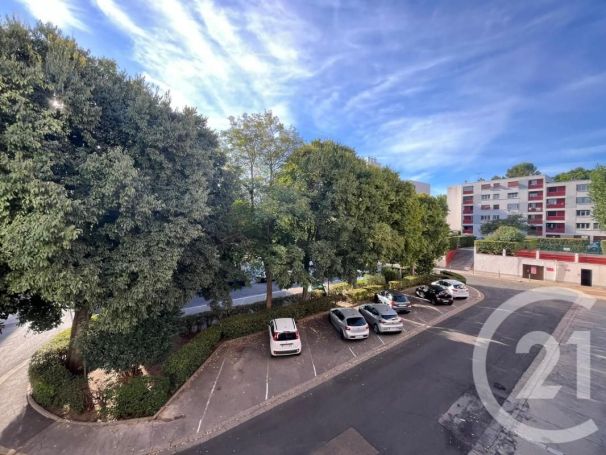 A louer APPARTEMENT T4 73 M2  MONTPELLIER