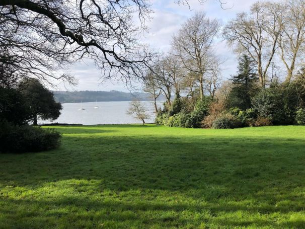 A vendre Maison de maitre 11 pieces 296 m²  bord de mer PROCHE DE  BREST GUIPAVAS