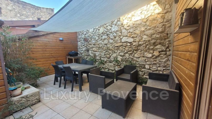 A louer APPARTEMENT T3 56 M2 TERRASSE  CADOLIVE