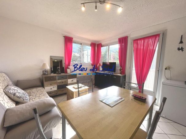 A louer STUDIO  30 M2  VERNET LES BAINS