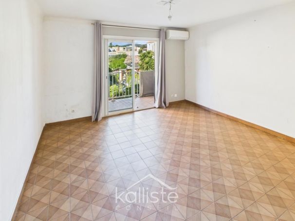A louer APPARTEMENT T2 49 M2 BORD DE MER AJACCIO