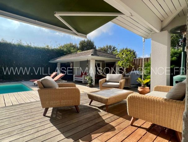 A vendre Superbe villa d'architecte 8 pieces 202 m² BORD DE MER Biganos