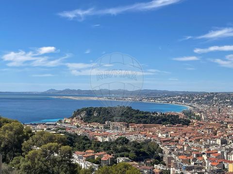 A louer APPARTEMENT DE PRESTIGE T3 84 M2 TERRASSE VUE MER NICE