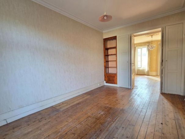 A louer MAISON  DE MAîTRE  SAINT JEAN D ANGELY