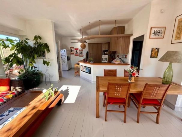 A louer MAISON  5 PIECES 130 M2 BORD DE MER SAINT RAPHAEL