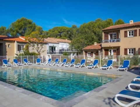 A louer APPARTEMENT T2 36 M2 BORD DE MER SAINT RAPHAEL