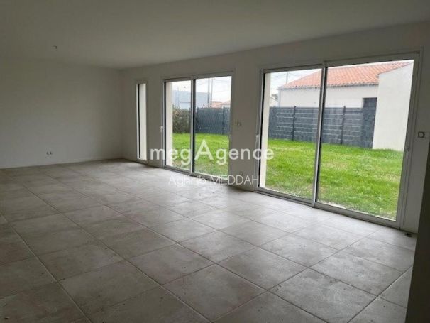 A louer MAISON  4 PIECES 139 M2  MEDIS