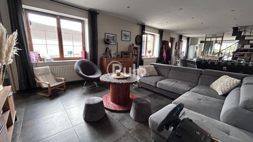 A louer LONGèRE  4 PIECES 115 M2  SAINT HILAIRE COTTES