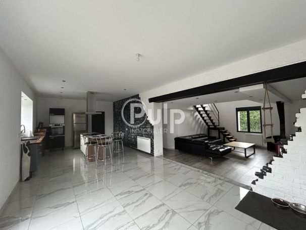 A vendre LONGèRE  10 PIECES 356 M2  WESTREHEM