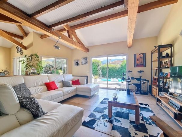 MAISON 4 PIECES 150 M2 RIGARDA