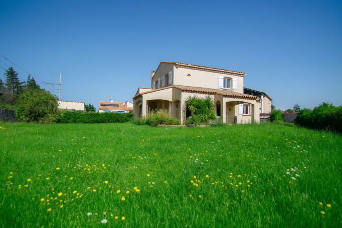 MAISON  5 PIECES 130 M2 BORD DE MER MILLAS