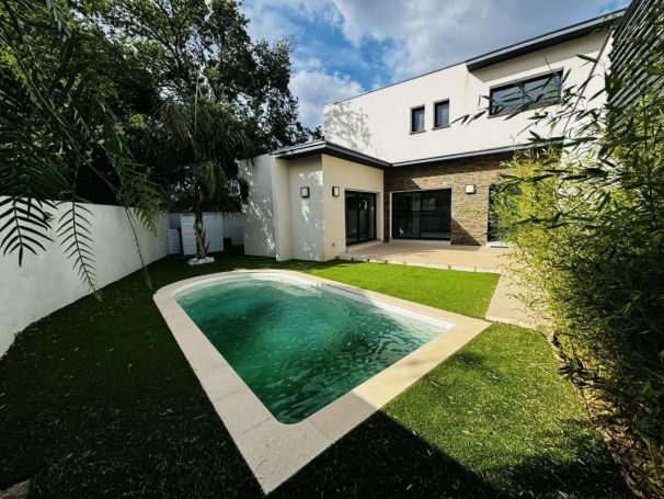 MAISON  CONTEMPORAINE  PERPIGNAN