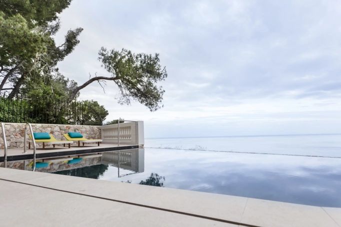 A vendre Magnifique propriETE 5 PIECES VUE MER BEAUSOLEIL