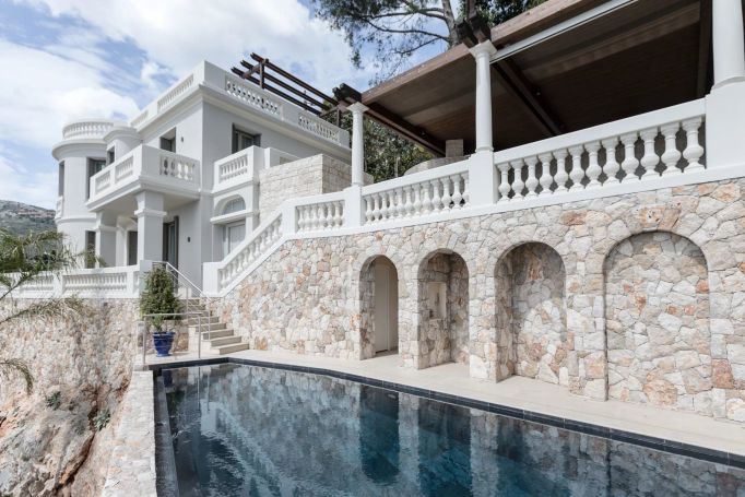 A vendre Magnifique propriETE 5 PIECES VUE MER BEAUSOLEIL