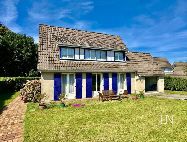 A vendre Maison des annEes 80 4 PIECES 110 m² Saint-Valery-en-Caux