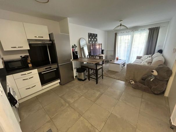 A louer APPARTEMENT T2 39 M2  MARSEILLE 13EME