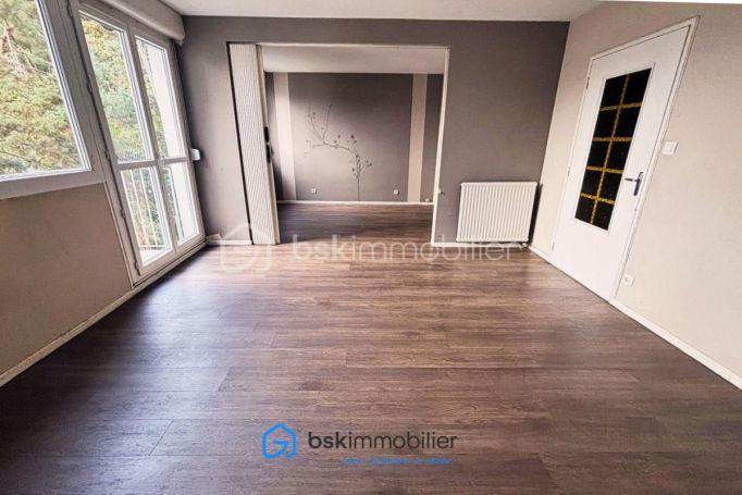 A louer APPARTEMENT T4 75 M2  PAU