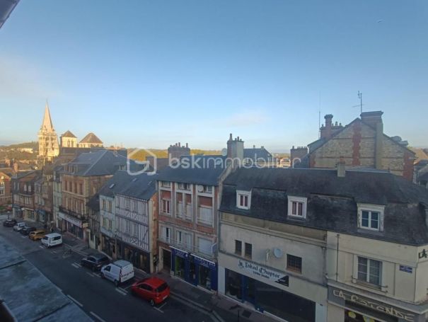 A louer APPARTEMENT DUPLEX T4 86 M2  LISIEUX