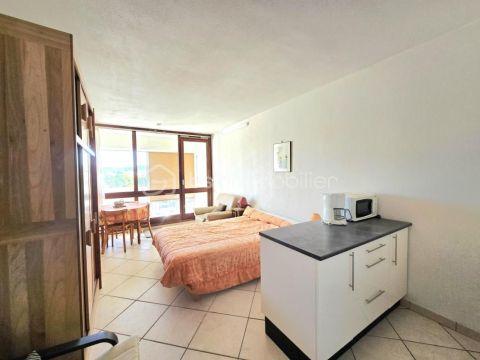 A louer STUDIO  24 M2 BORD DE MER BALARUC LES BAINS