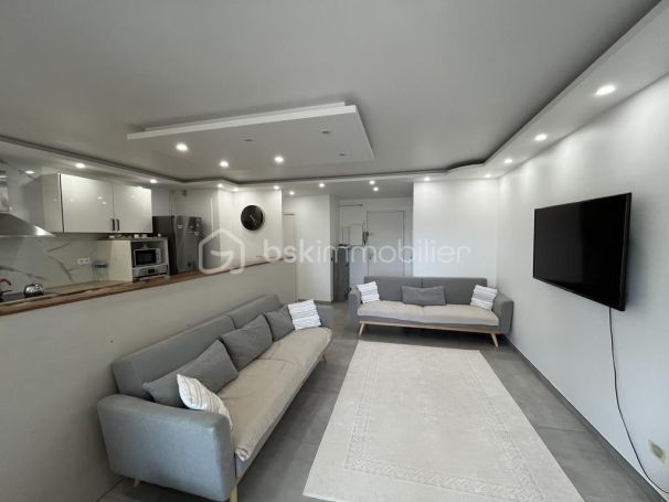 A louer APPARTEMENT NEUF T3 65 M2 TERRASSE BORD DE MER DRAGUIGNAN