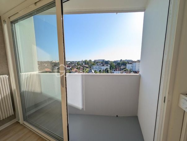 A louer APPARTEMENT NEUF T2 40 M2  PAU