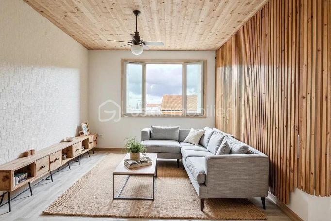 A louer APPARTEMENT T3 57 M2  NIMES