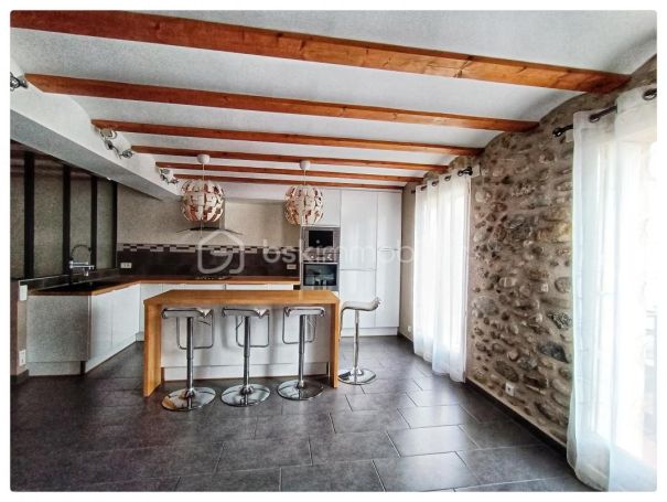 A louer APPARTEMENT DUPLEX T5 142 M2  LE BOULOU