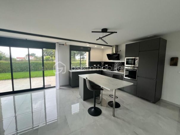 A louer MAISON  CONTEMPORAINE  LA BOISSIERE DU DORE