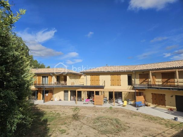 A louer APPARTEMENT NEUF T2 55 M2 TERRASSE  DRAGUIGNAN