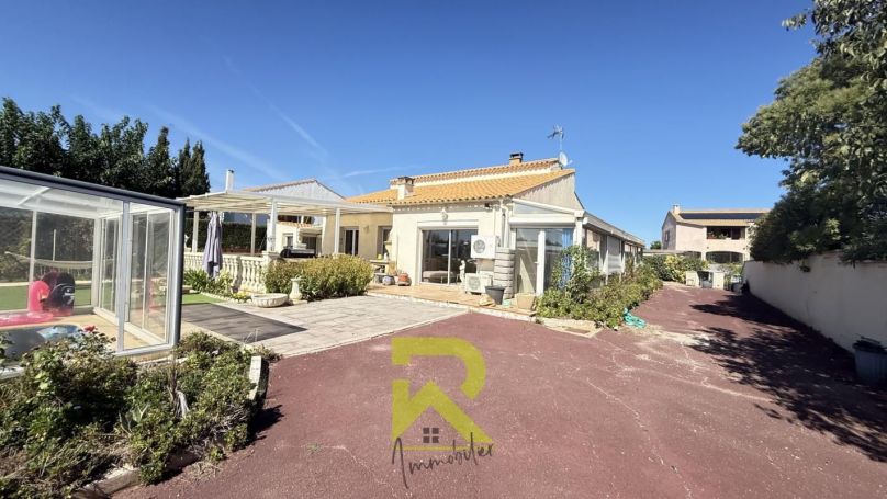 A louer MAISON  6 PIECES 160 M2 BORD DE MER MARSEILLAN