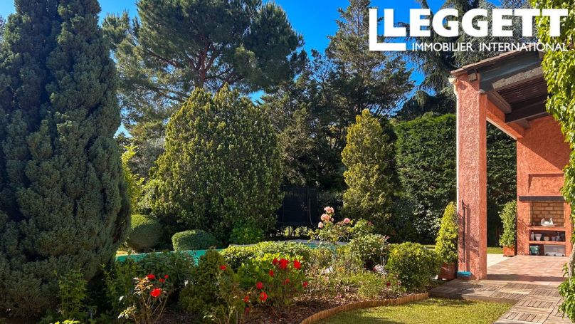 A vendre MAISON  5 PIECES 133 M2 BORD DE MER VILLENEUVE LOUBET