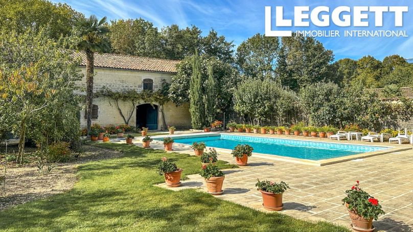 A vendre MAISON  DE MAîTRE  BAZAUGES